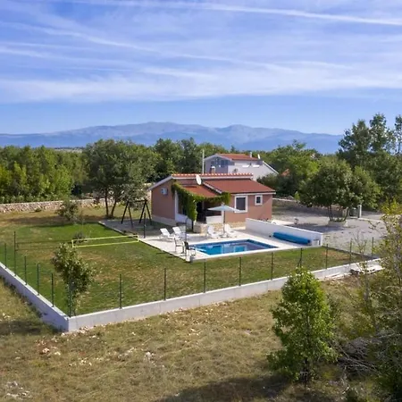 Vakantiehuis Three Bedroom *
