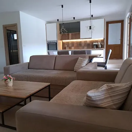 Ferienhaus Three Bedroom *